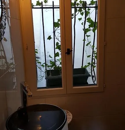 Duplex Notre Dame Apartment
